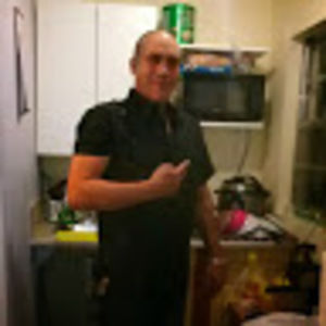 Meet your Posher, Efrain